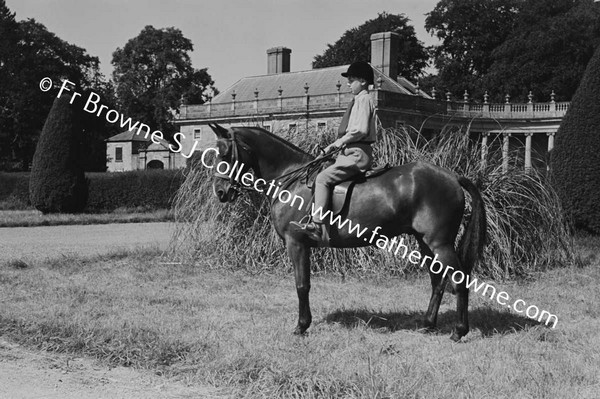 AT CASTLETOWN CHILDREN RIDING HON PATRICK CAREW